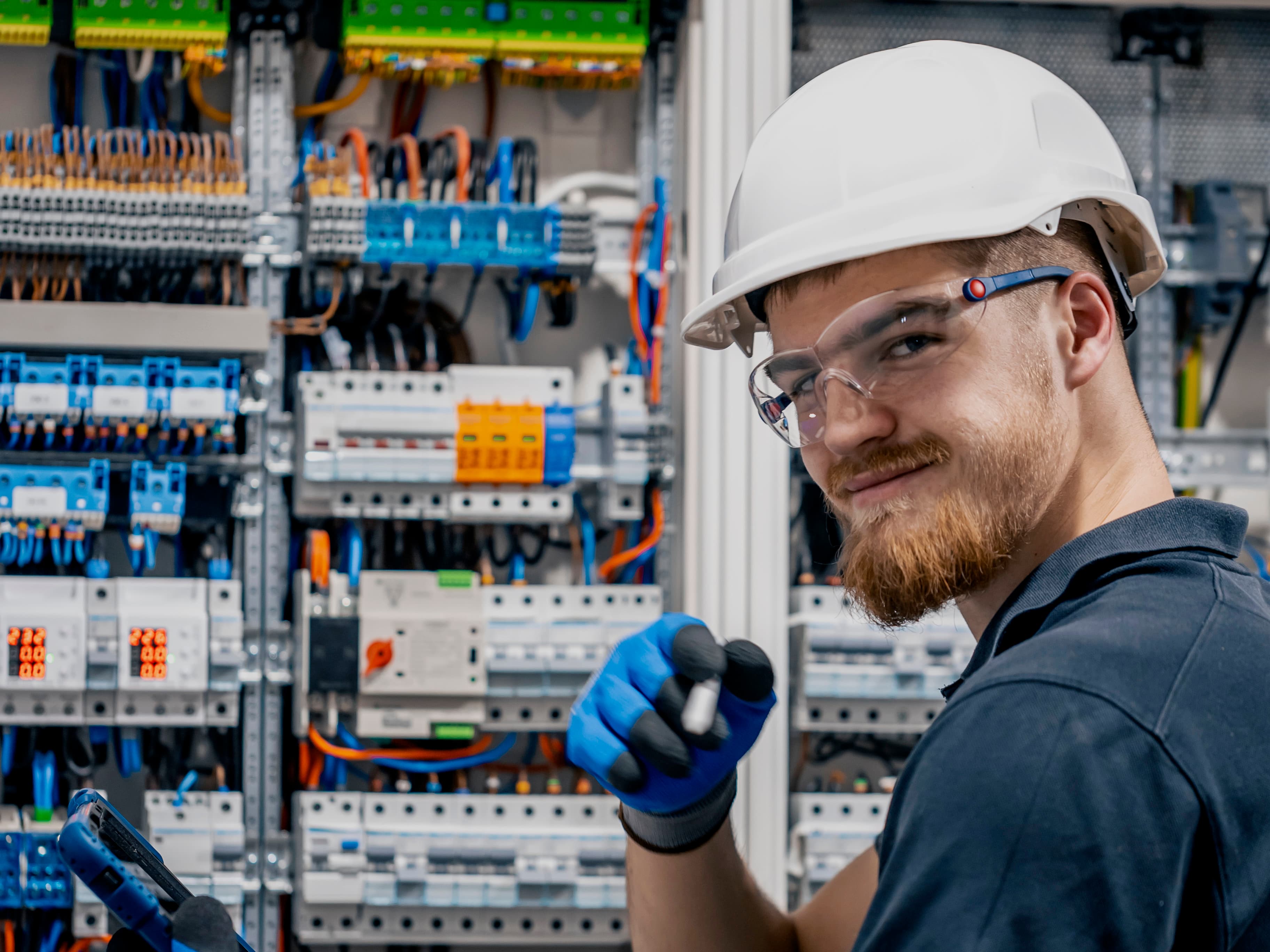 Offene Stellen bei der Elka Gmbh.